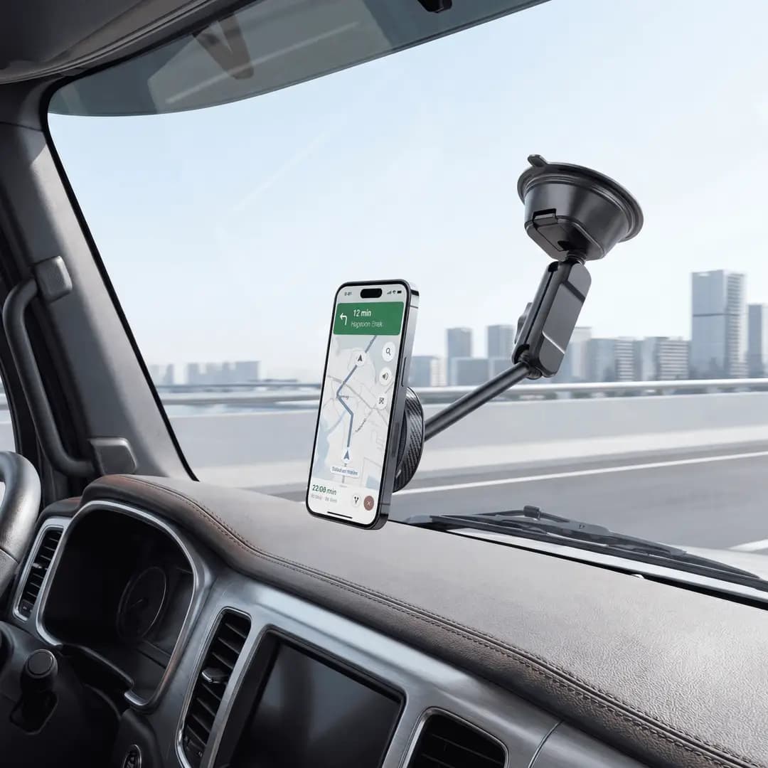 Green Lion GX-89 MagSafe Suction Car Phone Holder - Black