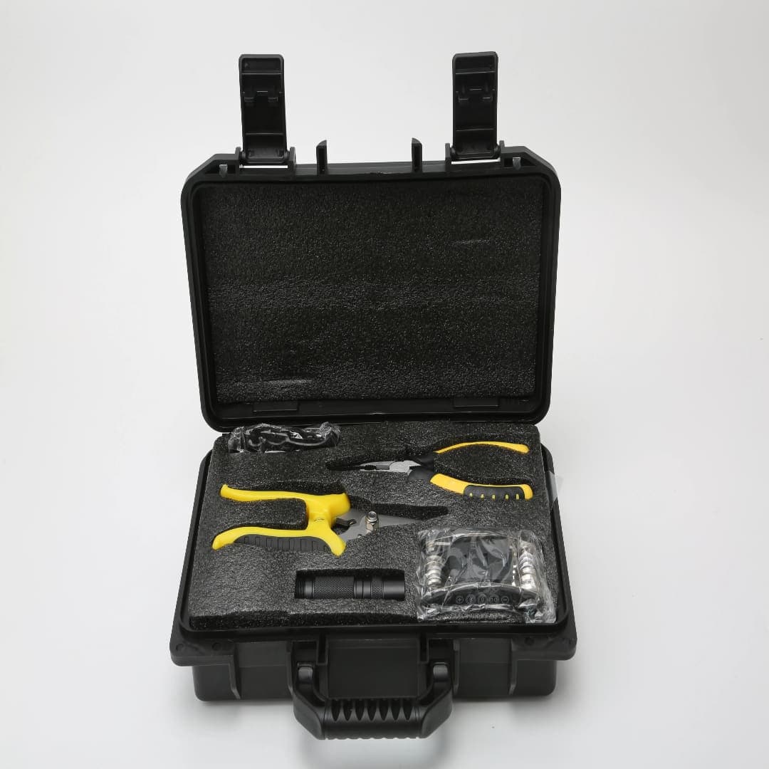 Green Lion Survival X9 Outdoor Tool Kit