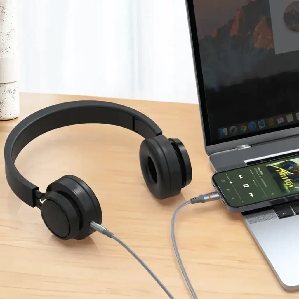 Porodo AUX to Lightning LED Cable